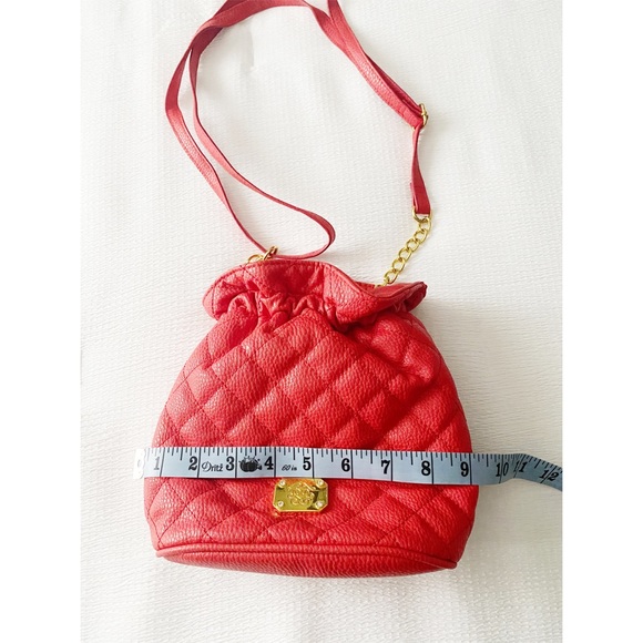 Jessica Simpson Red Quilted Bucket Bag - Picture 7 of 9